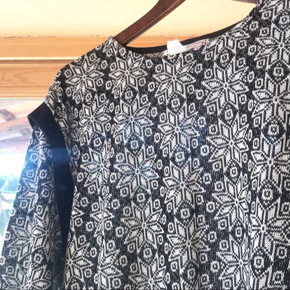 Sharon Anthony vintage B&W snowflake sweater top - Picture 13 of 13